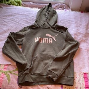 Puma Sweatshirt, Kids medium